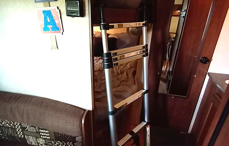 Bunk House Area with ladder for easy climbing