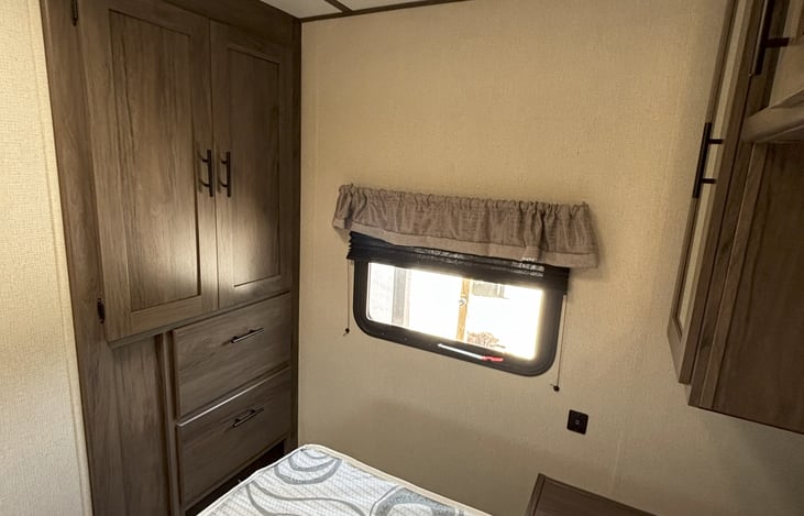 Master Wardrobe & Drawers