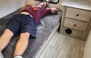 Brand New 2025 3 bedroom!Sleeps 8 Palomino Solaire