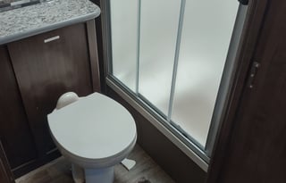 Amazing Archie is a 2018 34J Thor Hurricane