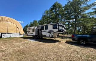 Giant Family RV