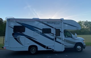 2023 Thor Motor Coach Freedom Elite 22FE