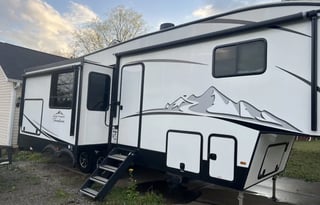 2022 Forest River East To West HAL 1534