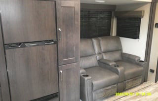 2022 Grand Design Explor MTN1038