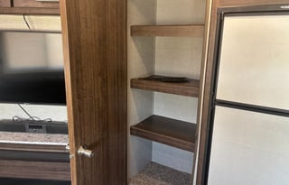 Marylisa's 2020 Zinger 9 sleeper