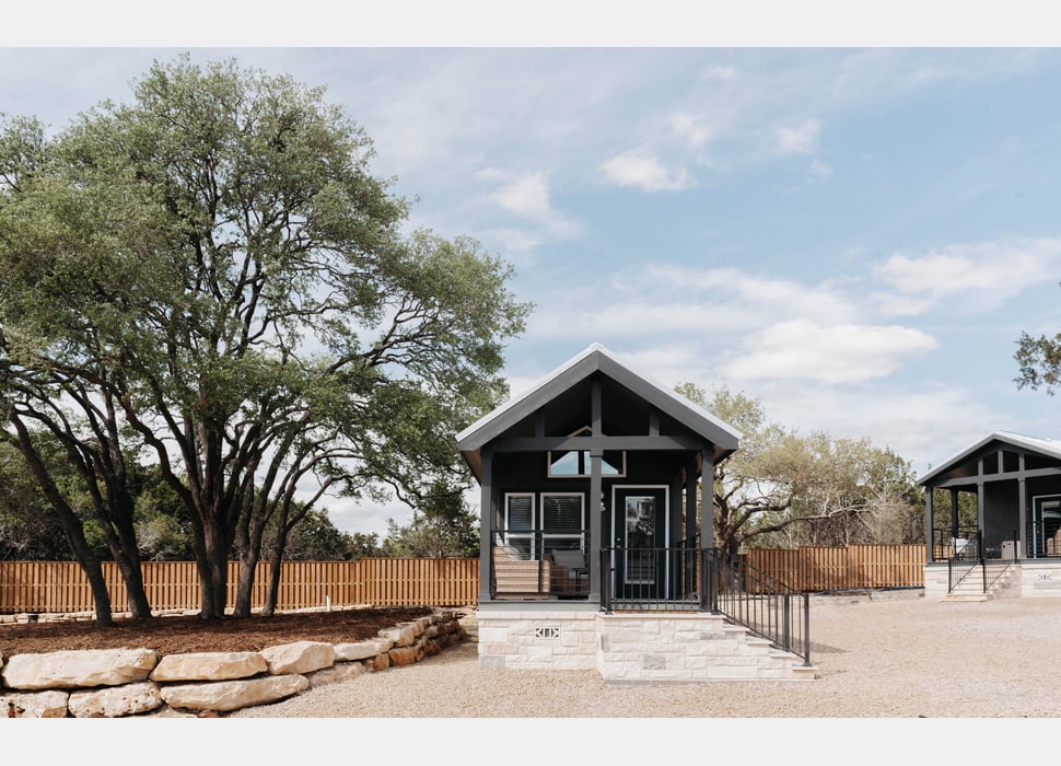 Park Model rentals in La Vernia
