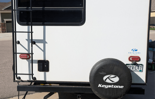 goFAR! 2021 Keystone Cougar 22MLS. Fully Equipped!