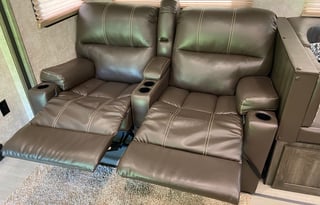 2017 Highland Ridge Open Range Ultra Lite UT2802BH