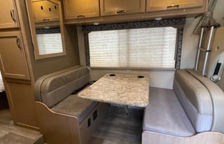 2018 Thor Motor Coach Four Winds 22B “Let’s Go!”