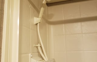 2018 Thor Motor Coach Outlaw 29J (low-miles)