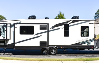 Haul Your Toys in Style–Luxury Toy Hauler for Rent