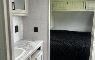 2023 EAST TO WEST Della Terra 312BH