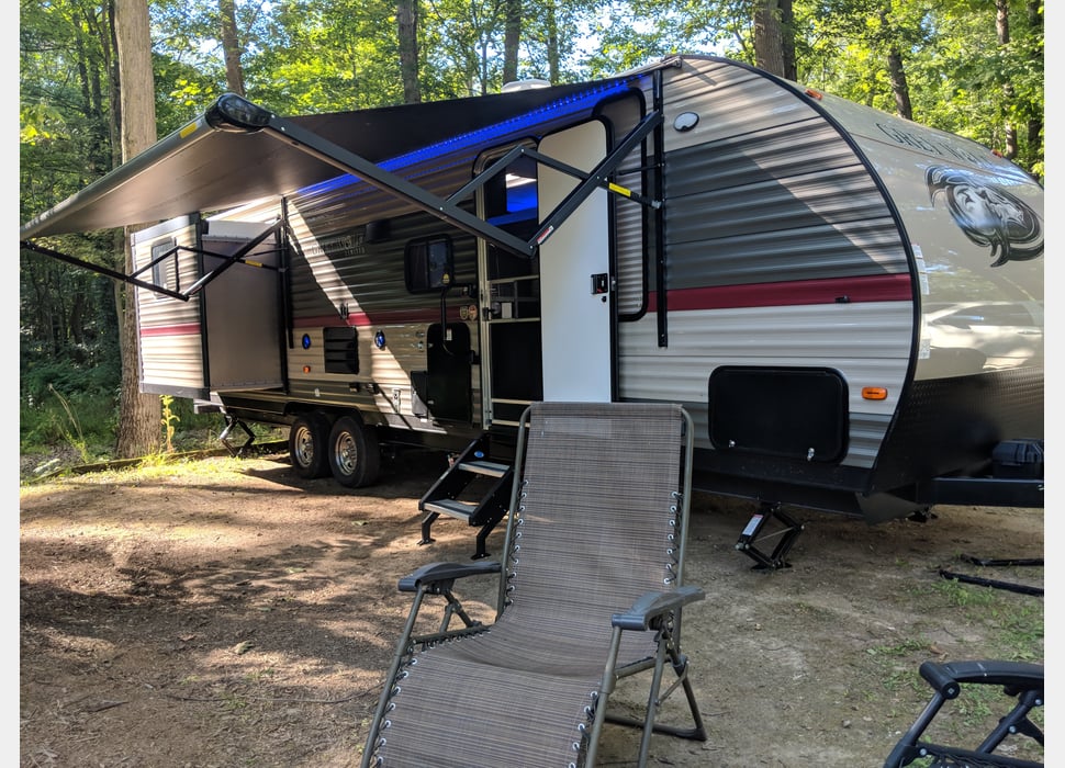Travel Trailer rentals in Holland