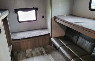 2021 CrossRoads RV Volante 32SB