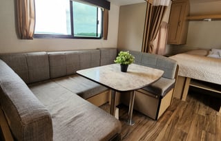 Nomad - a beautiful retreat - "RIGGS"