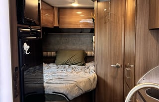 Itasca Viva 23L — European Chic on Wheels