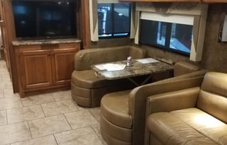 2014 Tiffin Motorhomes Allegro 35 QBA