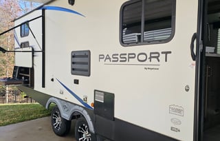 2021 Keystone Passport 292BH – Family Adventure