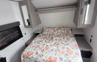 2022 Dutchmen RV Coleman Lantern LT Series 274BH