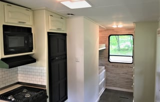 Easy to Tow 31' Fifth Wheel, Sleeps 6, Bunkbed ***We Deliver***