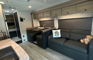S19 -  Brand New 2027 Medium Class C