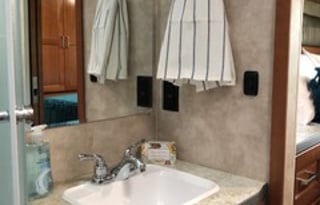 2019 Winnebago Spirit Bunk beds