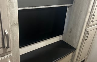 2022 Keystone RV Avalanche 390DS