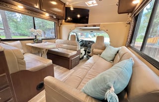 Dog Friendly! 2018 Thor Four Winds 26B! Sleeps 6!