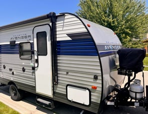 Prime Time RV Avenger LT 16BH