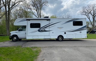 2021 NeXus RV Triumph 32T