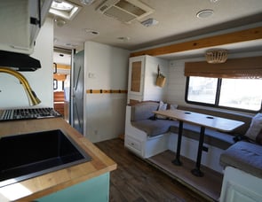 Fleetwood RV Jamboree Sport 28Z
