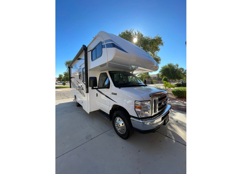 Class C Motor Home rentals in Soldotna