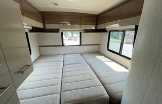 Towanda is a  2015 Itasca Navion 24V