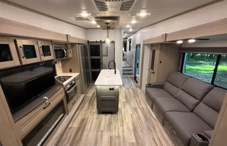 Ultimate Luxury RV Stay 2023 Stationary & Stocked