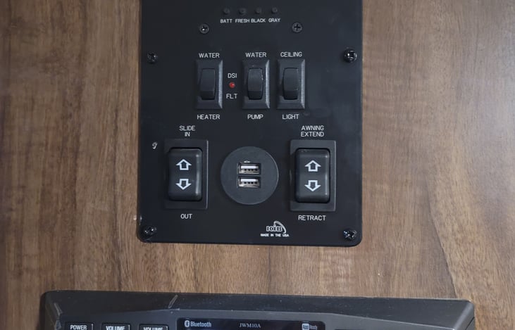 control panel above the radio has USB ports