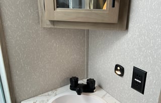 Scott & Shannon’s Cozy Camper