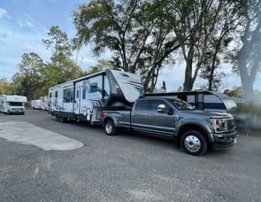 Keystone RV Carbon 398