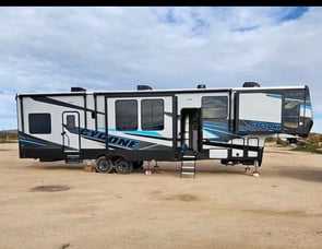 Heartland Cyclone 3714