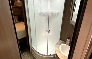 2021Crossroads Sunset Trail,  2 bathrooms, lg bunk