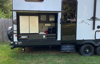 2021 Forest River Cherokee Black Label 294BH