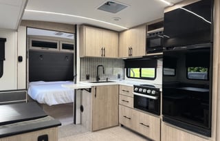 2025 Grand Design Imagine 2800BH