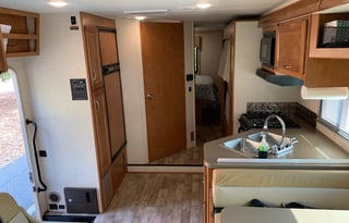2018 Winnebago Minnie Winnie 31G
