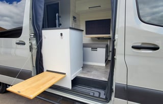 2022 Activan Mercedes-Benz 2500 Sprinter 170 4X4