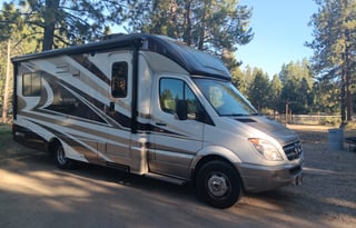 Glamping Pacific Northwest RV Rental