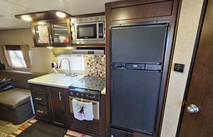 Refrigerator, freezer, oven, microwave, and kitchen sink available!