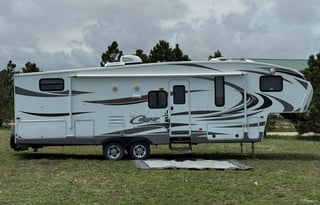 2014 Cougar X-Lite 28RDB 5th Wheel Camper