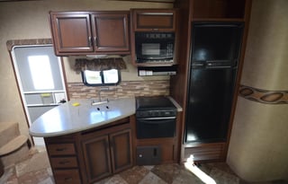 2014 CrossRoads RV Zinger ZF31BH *DELIVERY ONLY*