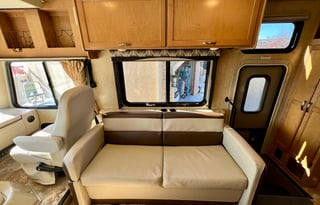 "Thunder"- Super Easy to Drive Class A