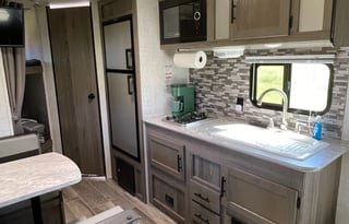 2021 Gulfstream Bunkhouse- Easy to tow!