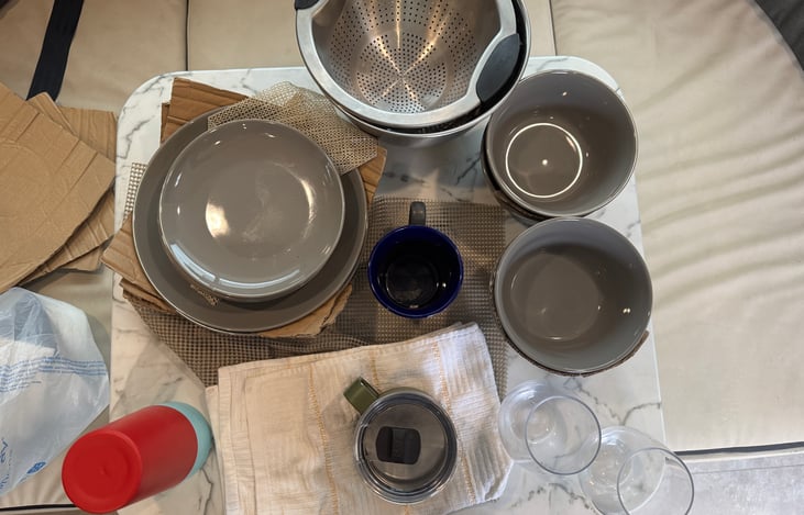 PLace setting for six